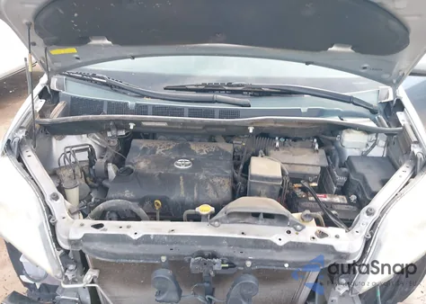 2011 Toyota Sienna Le V6 из США, поврежденный, VIN 5TDKK3DC8BS078535